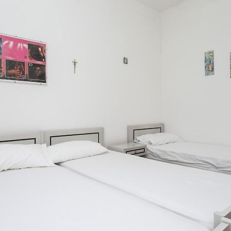 M121 - Marcelli, Trilocale Con Terrazzo A 200Mt Dal Mare Apartment Luaran gambar