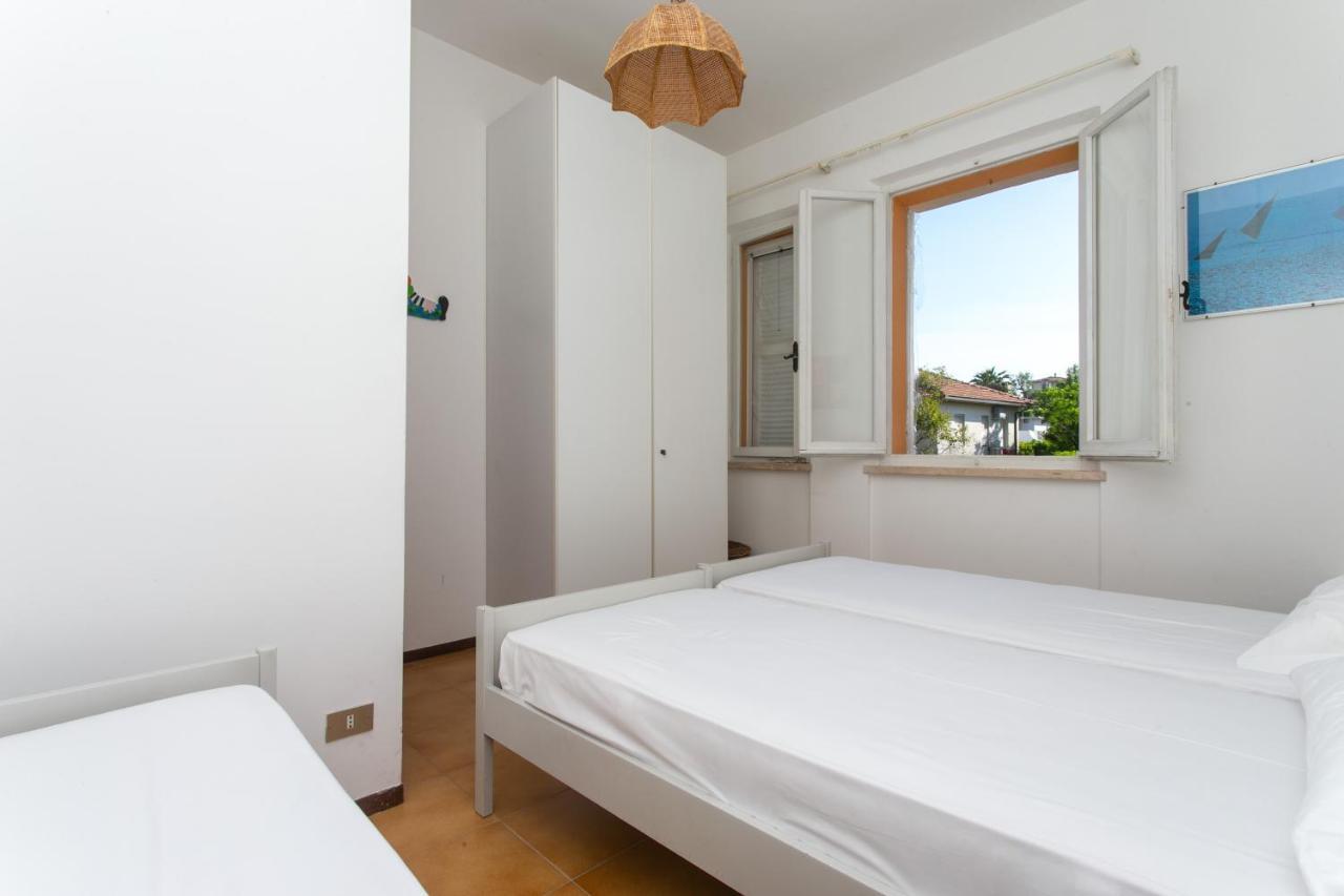 M121 - Marcelli, Trilocale Con Terrazzo A 200Mt Dal Mare Apartment Luaran gambar