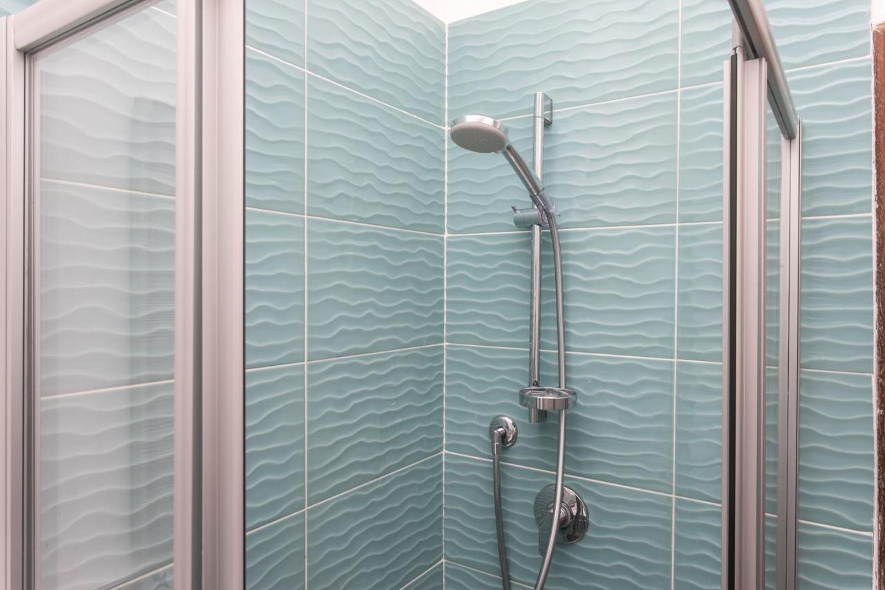 M121 - Marcelli, Trilocale Con Terrazzo A 200Mt Dal Mare Apartment Luaran gambar